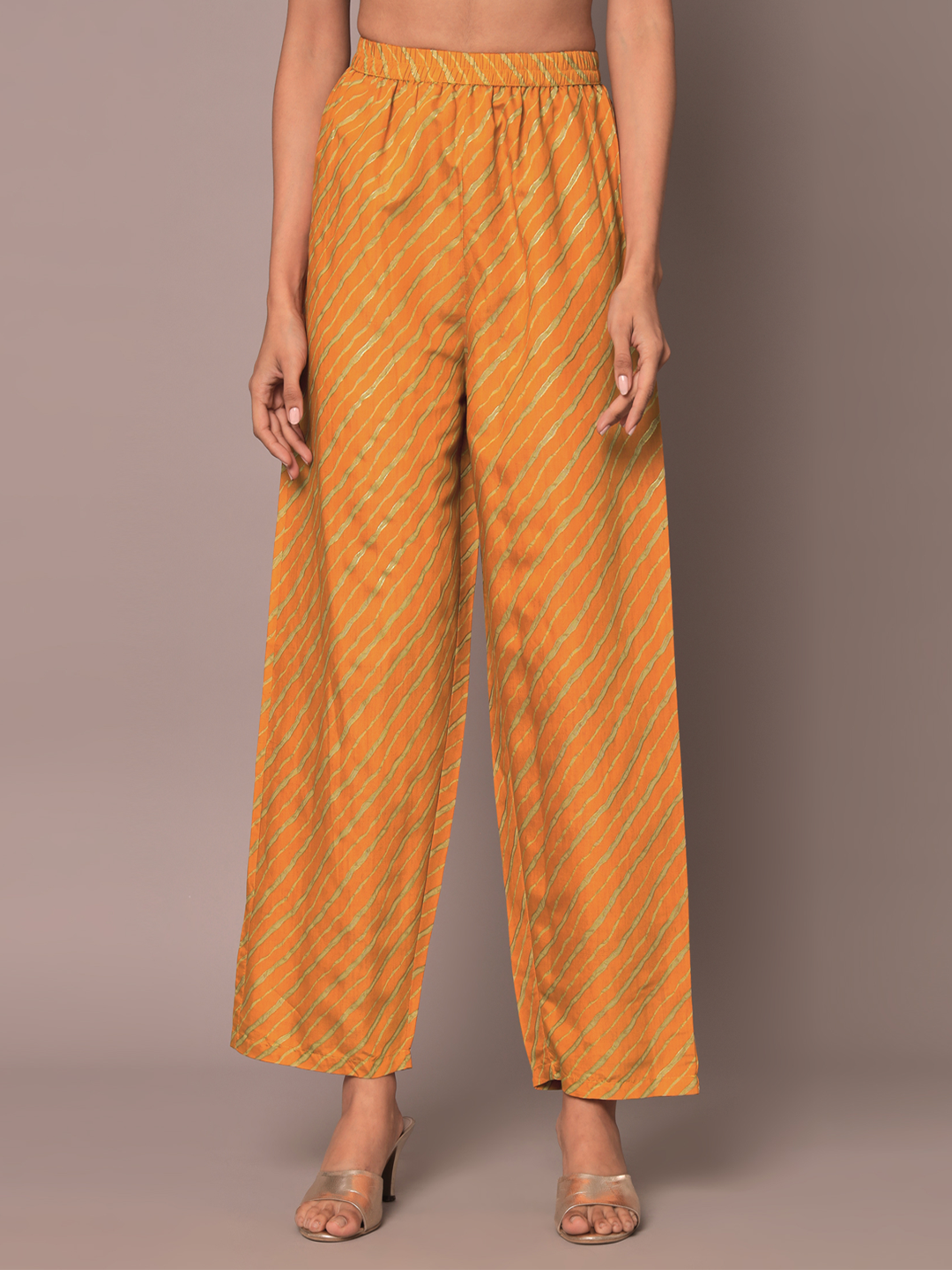 Pantalones Anarkali Kurta bordados amarillos con Dupatta