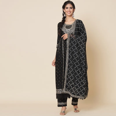 Conjunto de traje Anarkali bordado de lentejuelas negras con Dupatta
